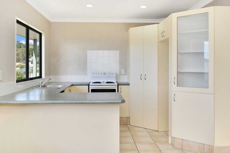 Photo of property in 19 Mamaku Rise, Welcome Bay, Tauranga, 3112