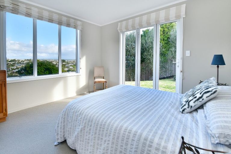 Photo of property in 1114 Whangaparaoa Road, Tindalls Beach, Whangaparaoa, 0930
