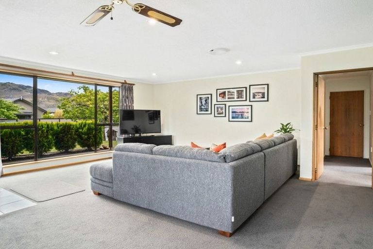 Photo of property in 33 Antrim Street, Cromwell, 9310