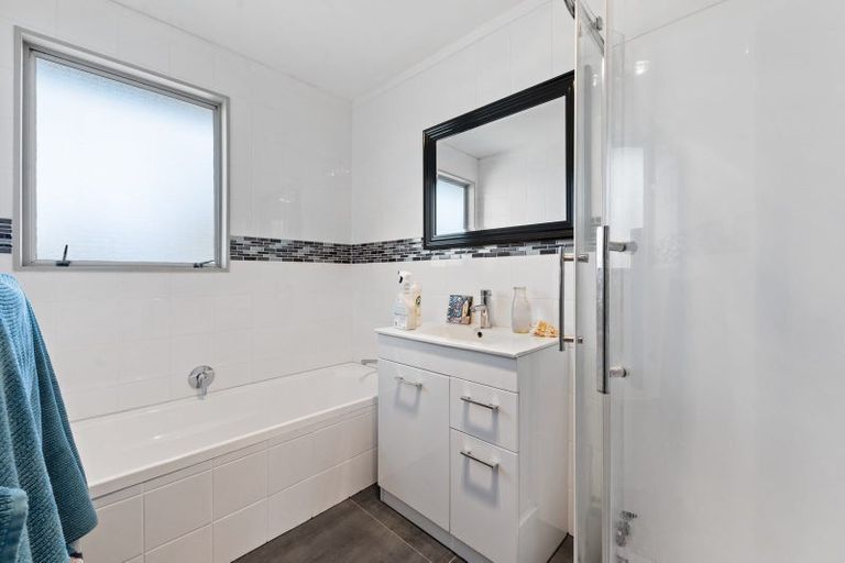 Photo of property in 7 Hindmarsh Street, Henderson, Auckland, 0612