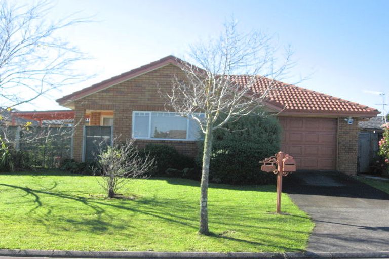 Photo of property in 4 Ashland Place, Weymouth, Auckland, 2103