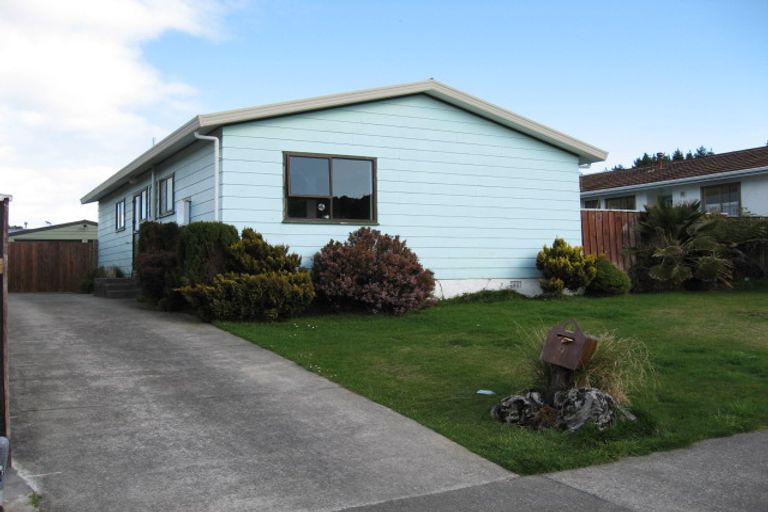 Photo of property in 9 Stockdale Street, Wainuiomata, Lower Hutt, 5014