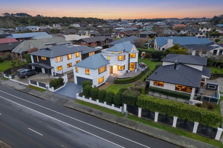 Photo of property in 712 Queens Drive, Waikiwi, Invercargill, 9810