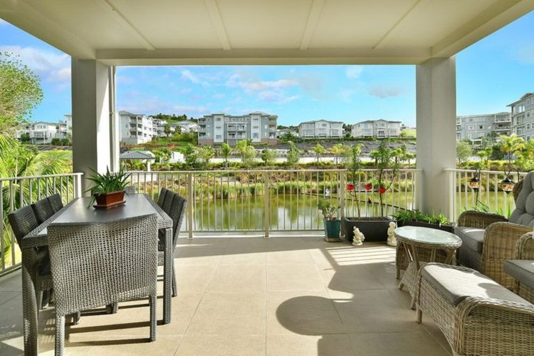 Photo of property in 19 Parkside Drive, Orewa, 0931