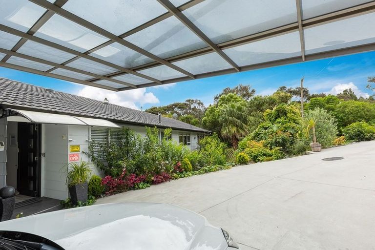 Photo of property in 44 Coroglen Avenue, Birkenhead, Auckland, 0626