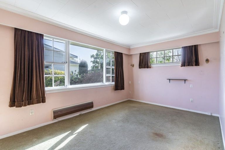 Photo of property in 25 Hillary Street, Winton, 9720