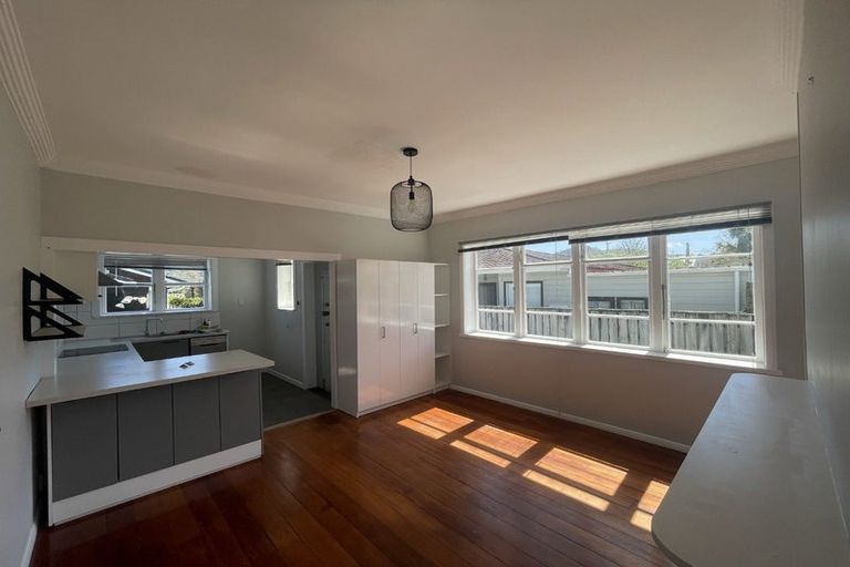Photo of property in 923 High Street, Avalon, Lower Hutt, 5011
