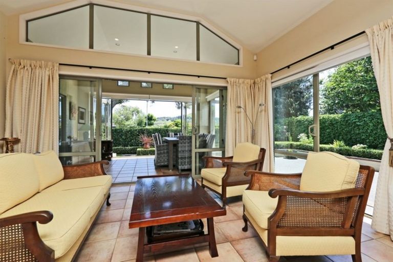 Photo of property in 1b Neeve Place, Taradale, Napier, 4112