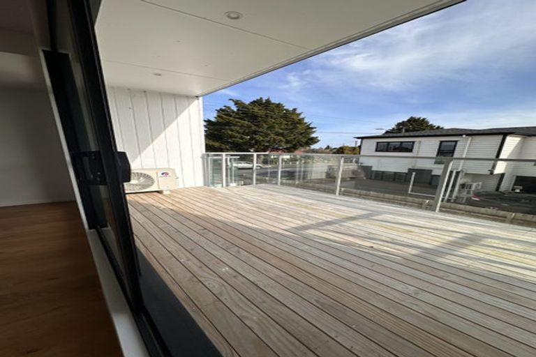 Photo of property in 2/2a Cambridge Road, Manurewa, Auckland, 2102