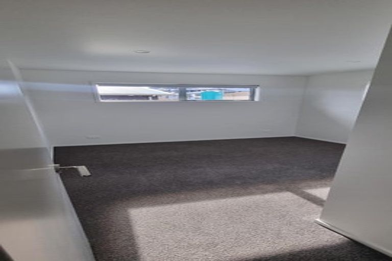 Photo of property in 8 Monterey Rise, Te Kamo, 0112