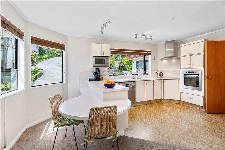 Photo of property in 32b Sailmaker Close, Whitby, Porirua, 5024