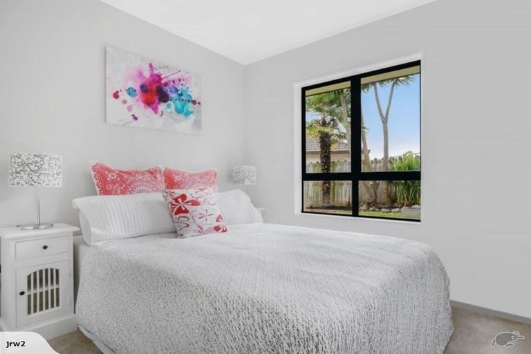 Photo of property in 207 Burswood Drive, Burswood, Auckland, 2013