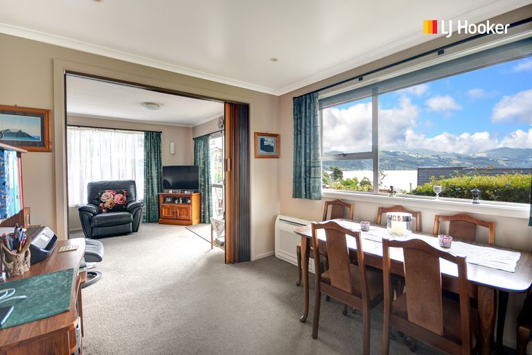 Photo of property in 70a Marion Street, Macandrew Bay, Dunedin, 9014