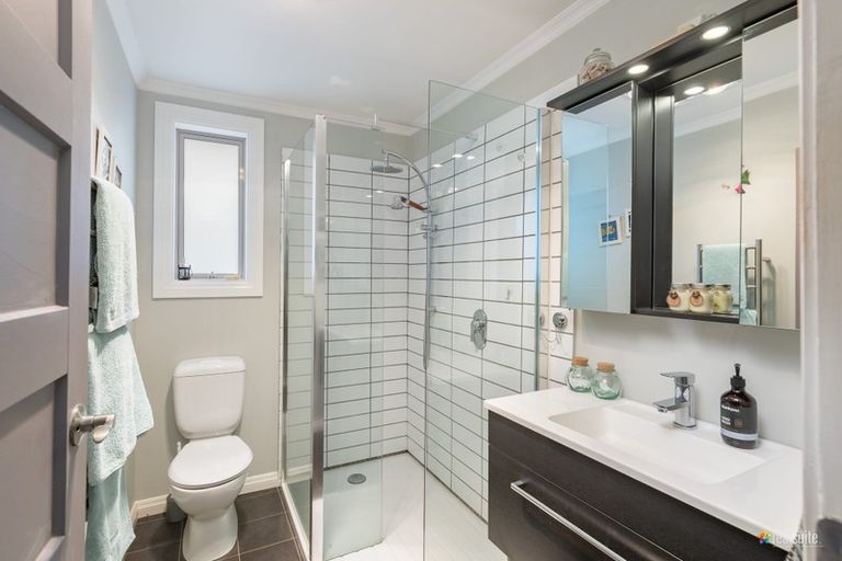 Photo of property in 17 Bristol Street, Trentham, Upper Hutt, 5018