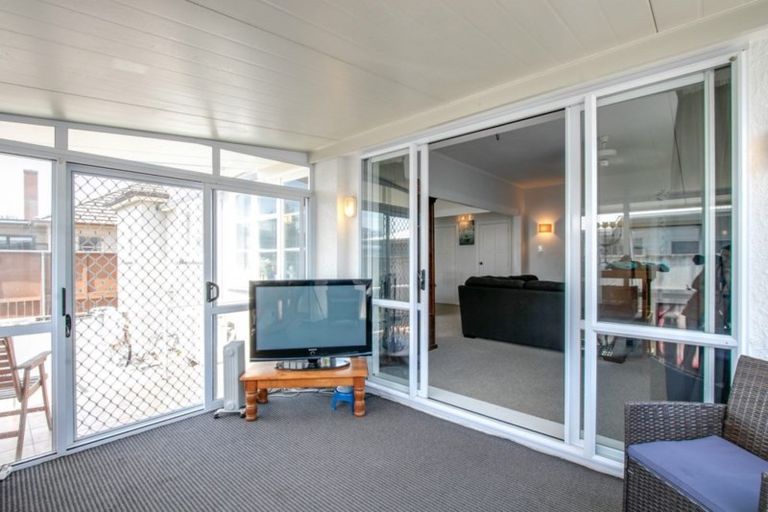 Photo of property in 85 Latham Street, Marewa, Napier, 4110