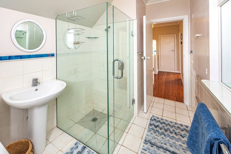 Photo of property in 17 Dickson Crescent, Saint Johns Hill, Whanganui, 4500