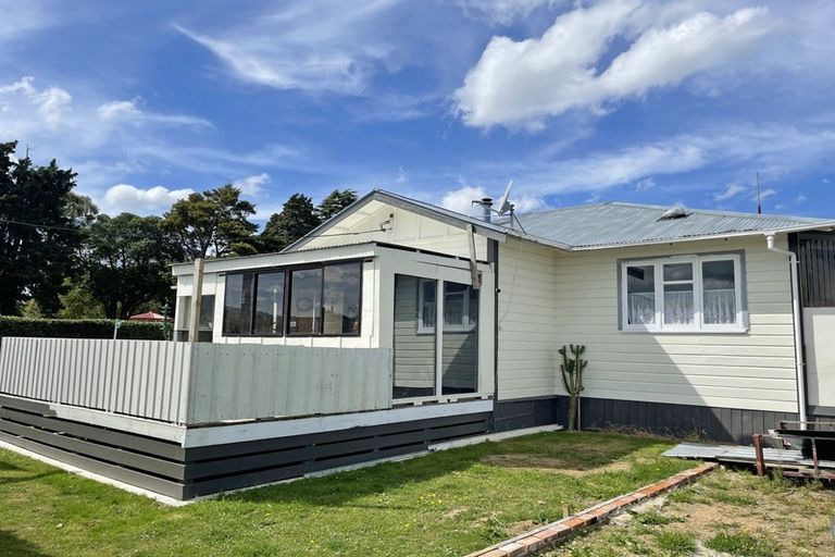 Photo of property in 50 Ormond Street, Woodville, 4920