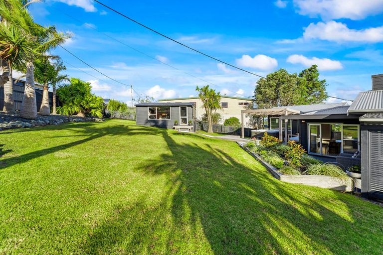 Photo of property in 63 Ardern Avenue, Stanmore Bay, Whangaparaoa, 0932