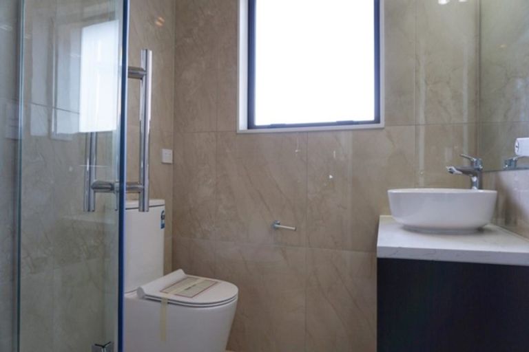 Photo of property in 17 Mcquoids Road, Flat Bush, Auckland, 2019