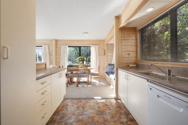 Photo of property in 2/58 Kinloch Road, Kinloch, Taupo, 3377