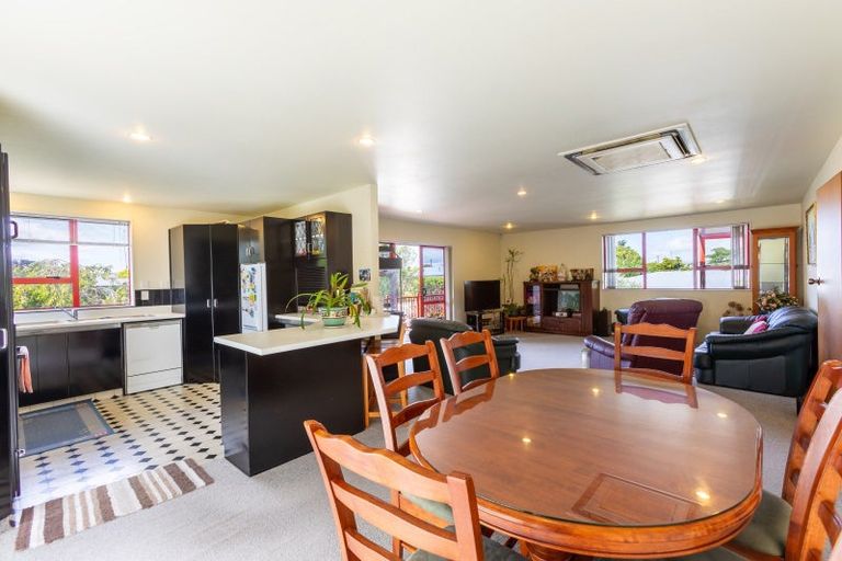 Photo of property in 6 Beedie Street, Dannevirke, 4930