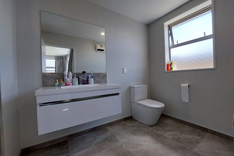 Photo of property in 12 Sarah Nicholls Street, Belfast, Christchurch, 8051