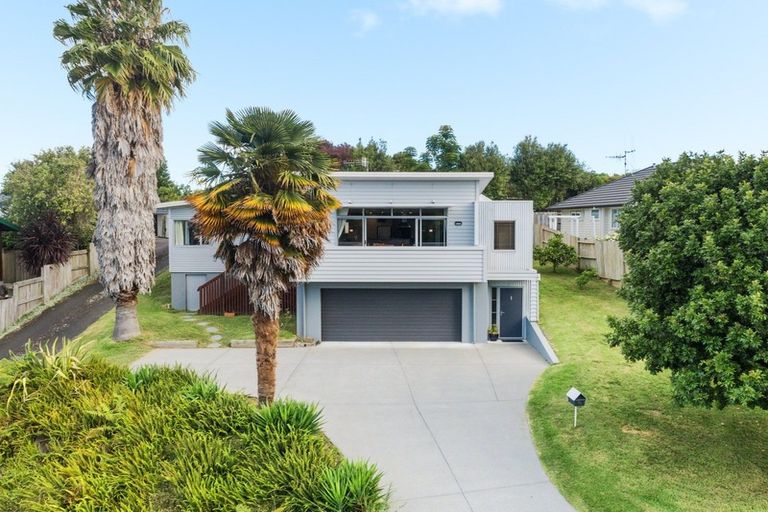 Photo of property in 33 Grantston Drive, Pyes Pa, Tauranga, 3112