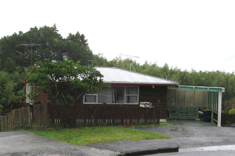 Photo of property in 14 James Scott Place, Te Atatu South, Auckland, 0602