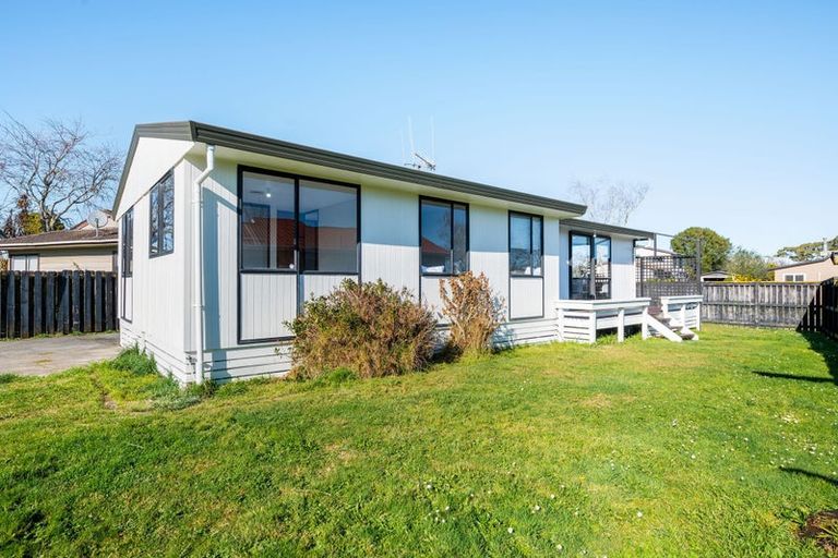 Photo of property in 18 Garland Drive, St Andrews, Hamilton, 3200