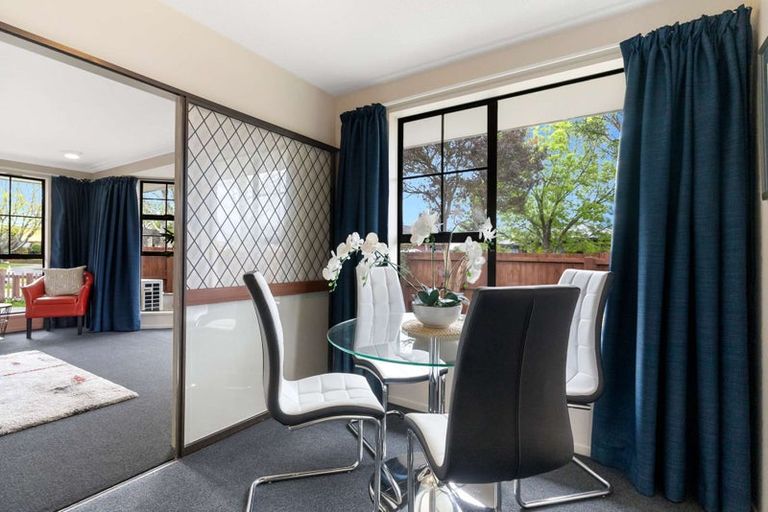 Photo of property in 1/37 Karnak Crescent, Russley, Christchurch, 8042