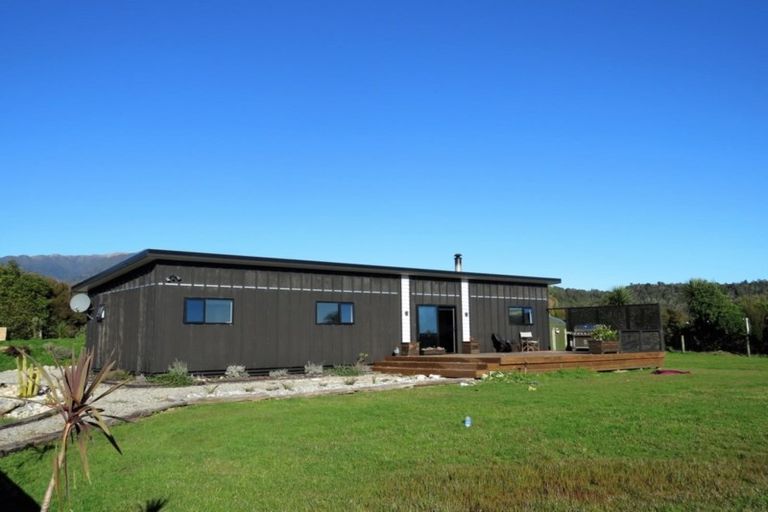 Photo of property in 14 Waimea Terrace Drive, Westport, 7892