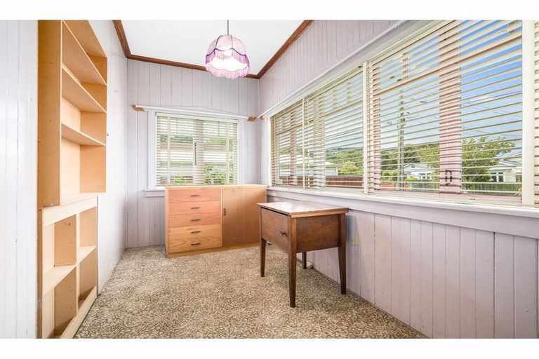 Photo of property in 21 Cudby Street, Woburn, Lower Hutt, 5011