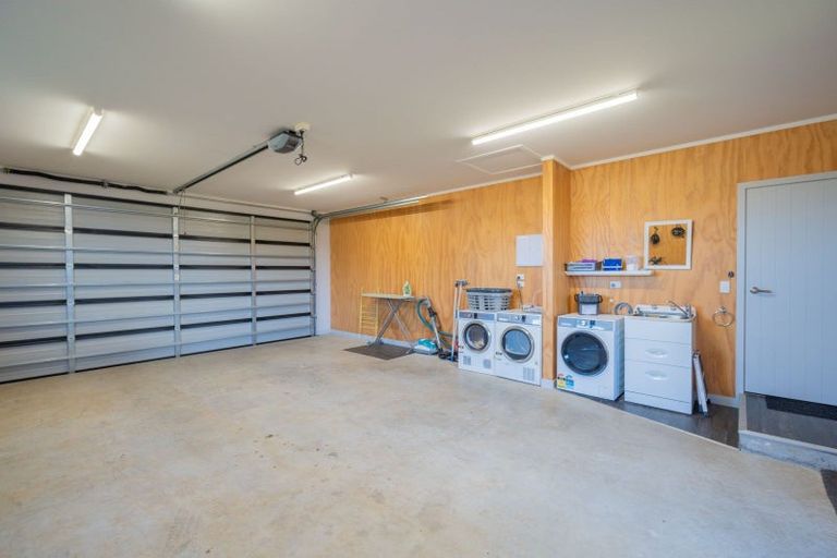 Photo of property in 23 Vancouver Place, Te Anau, 9600