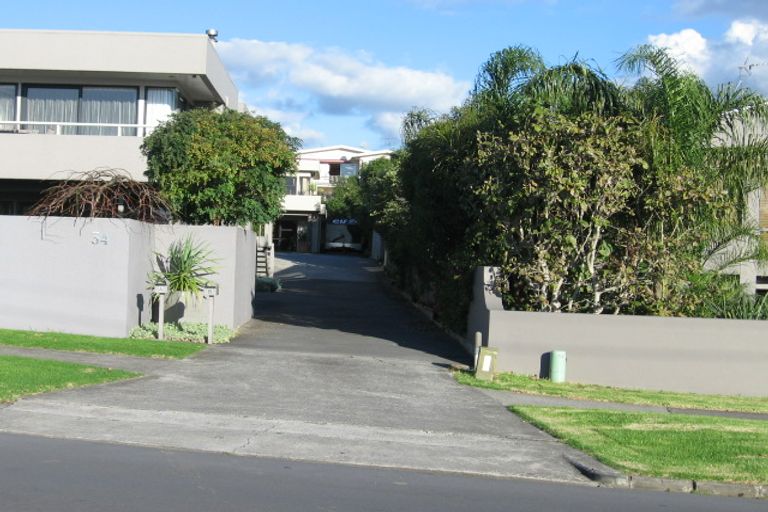 Photo of property in 2/34 Takutai Avenue, Bucklands Beach, Auckland, 2012