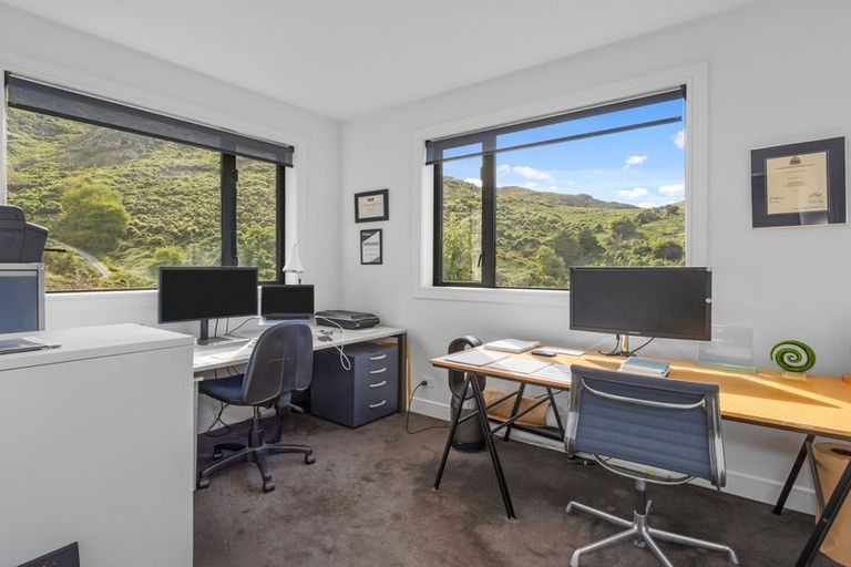 Photo of property in 8 Endeavour Place, Lyttelton, 8082