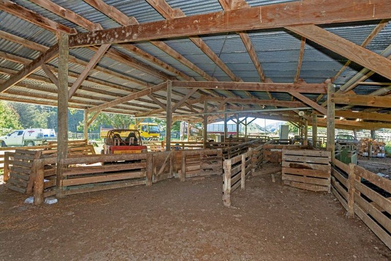 Photo of property in 1131 Whakarau Road, Otoko, Te Karaka, 4092