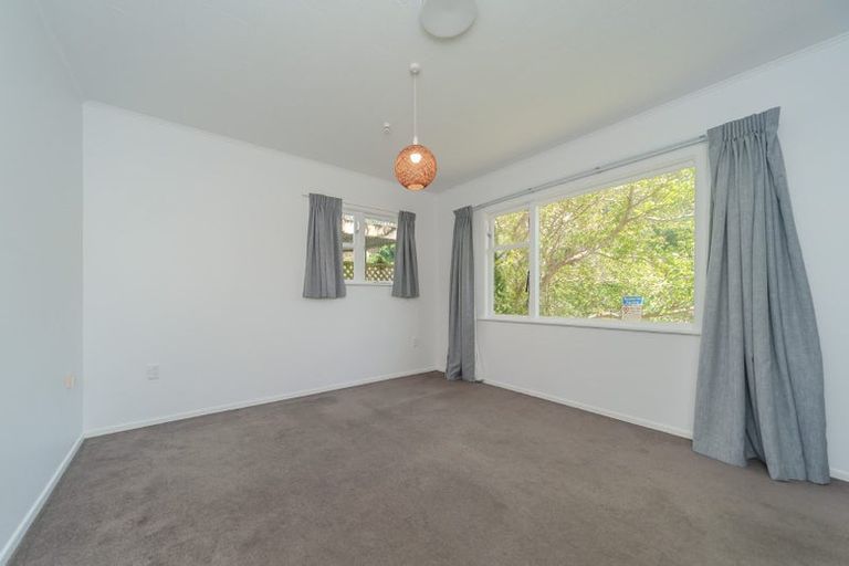 Photo of property in 6 Curtis Street, Northland, Wellington, 6012