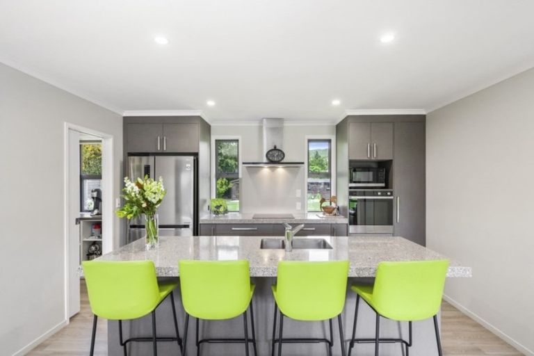 Photo of property in 1 Cabbage Tree Grove, Kinloch, Taupo, 3377