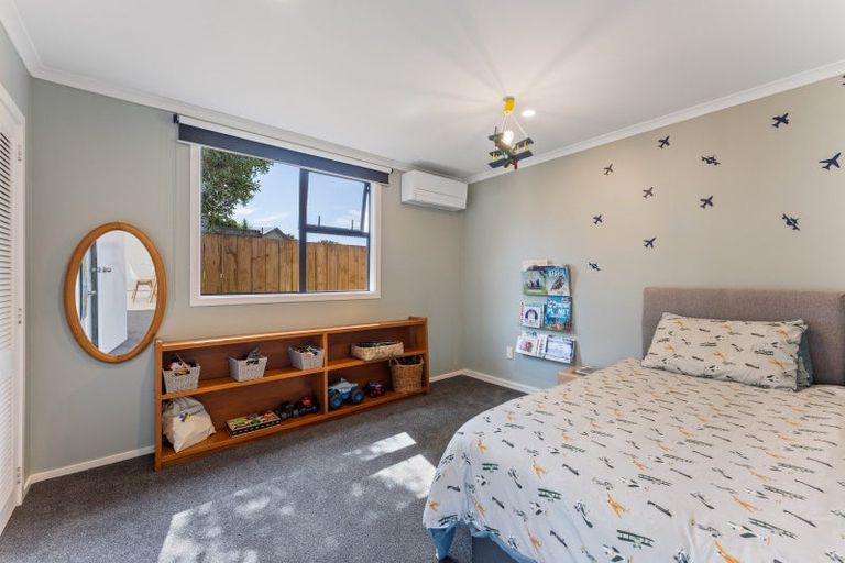 Photo of property in 28 Kaka Road, Raumati Beach, Paraparaumu, 5032