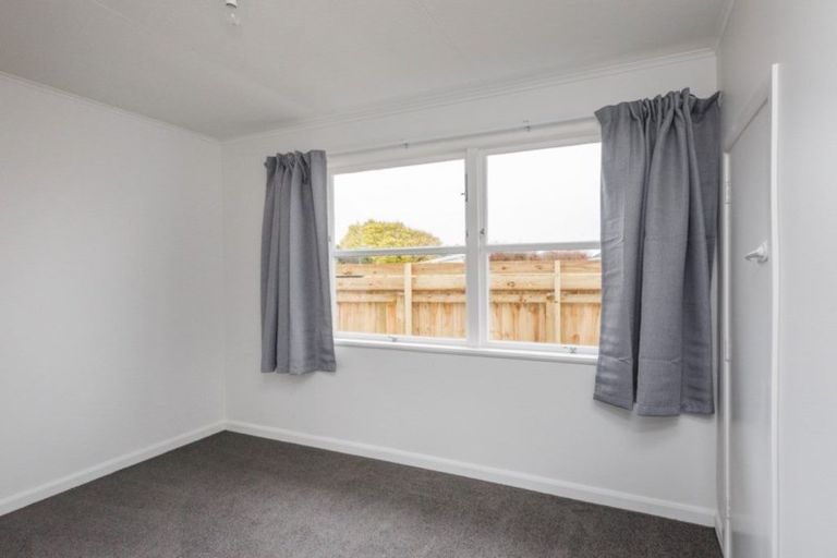 Photo of property in 5a Bradford Place, Awapuni, Palmerston North, 4412