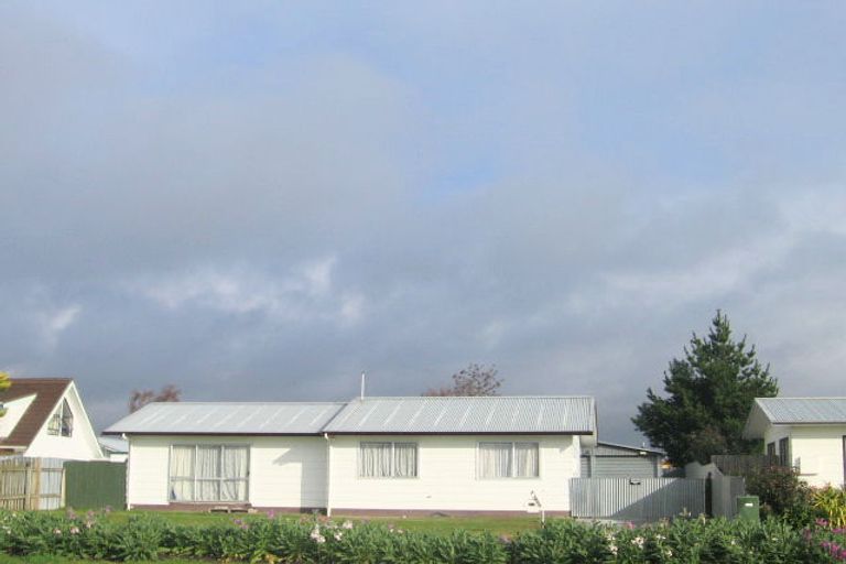 Photo of property in 249 Flaxmere Avenue, Flaxmere, Hastings, 4120