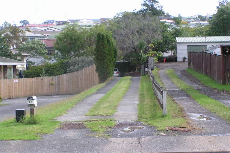 Photo of property in 17 Reynella Drive, Massey, Auckland, 0614