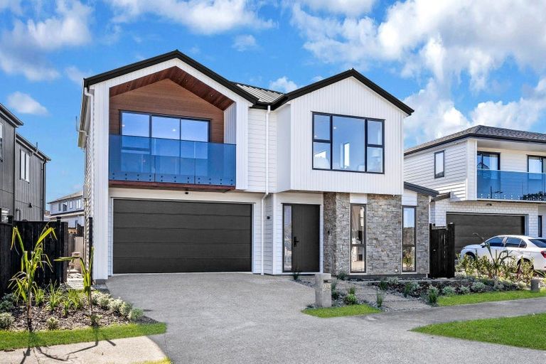 Photo of property in 29 Catalina Avenue, Rosehill, Papakura, 2113