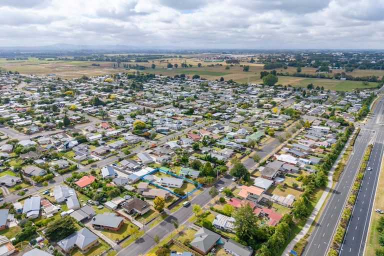 Photo of property in 24 Fairview Street, Fairview Downs, Hamilton, 3214