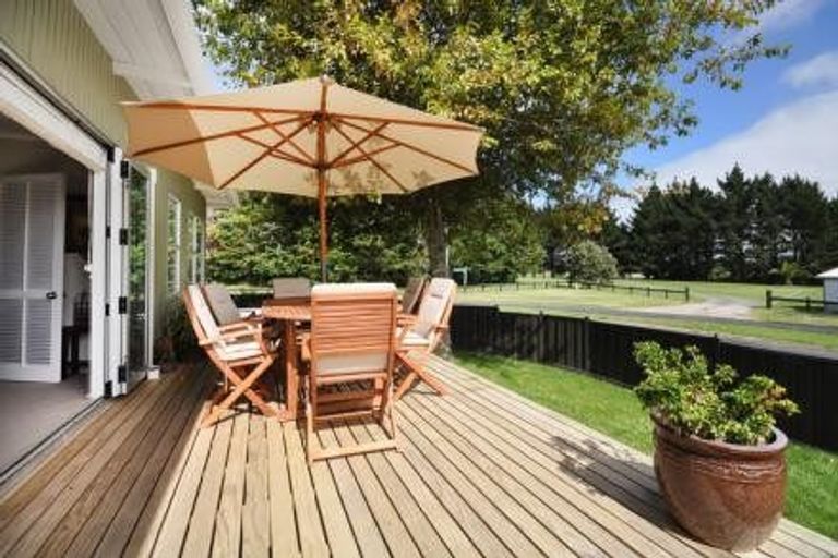 Photo of property in 43 Stella Drive, Clarks Beach, 2122