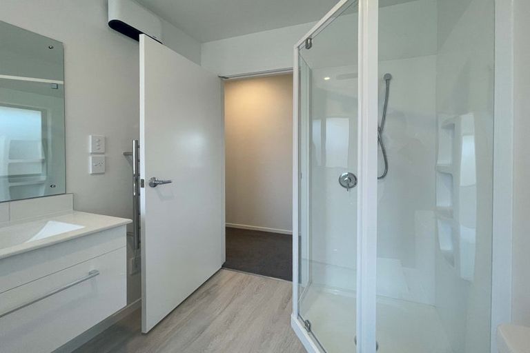 Photo of property in 16 Wexford Crescent, Halswell, Christchurch, 8025