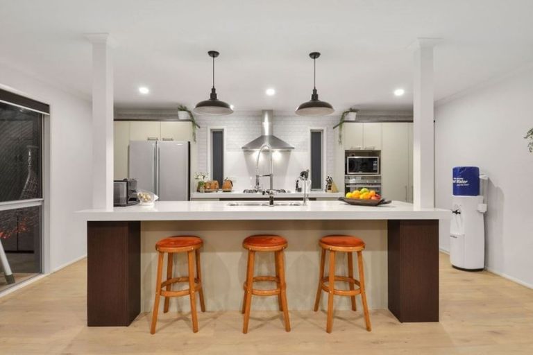 Photo of property in 250 Schnapper Rock Road, Schnapper Rock, Auckland, 0632