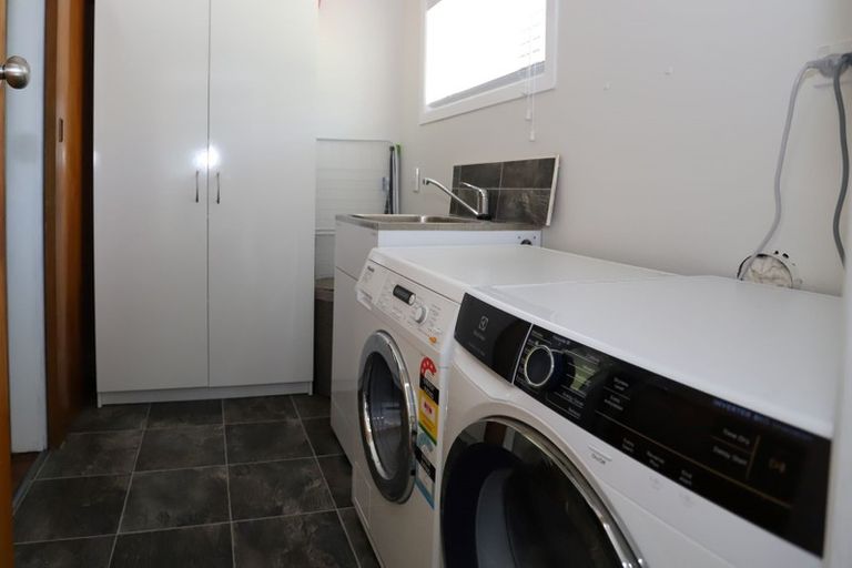 Photo of property in 25 Portia Street, Stratford, 4332