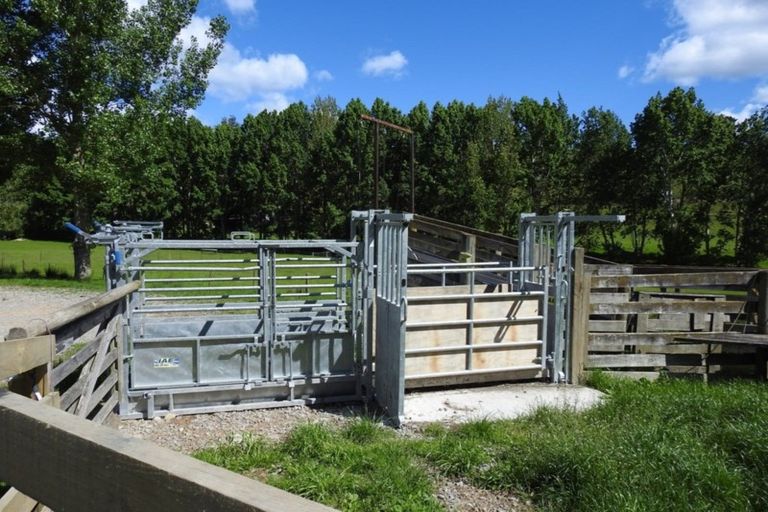 Photo of property in 73 Gibbs Valley Road, Wakefield, 7095