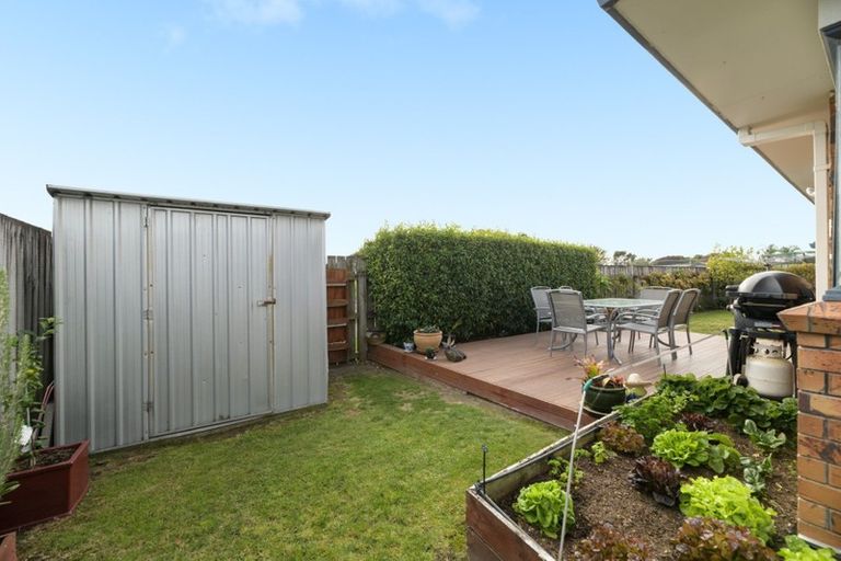 Photo of property in 315 Gravatt Road, Papamoa Beach, Papamoa, 3118
